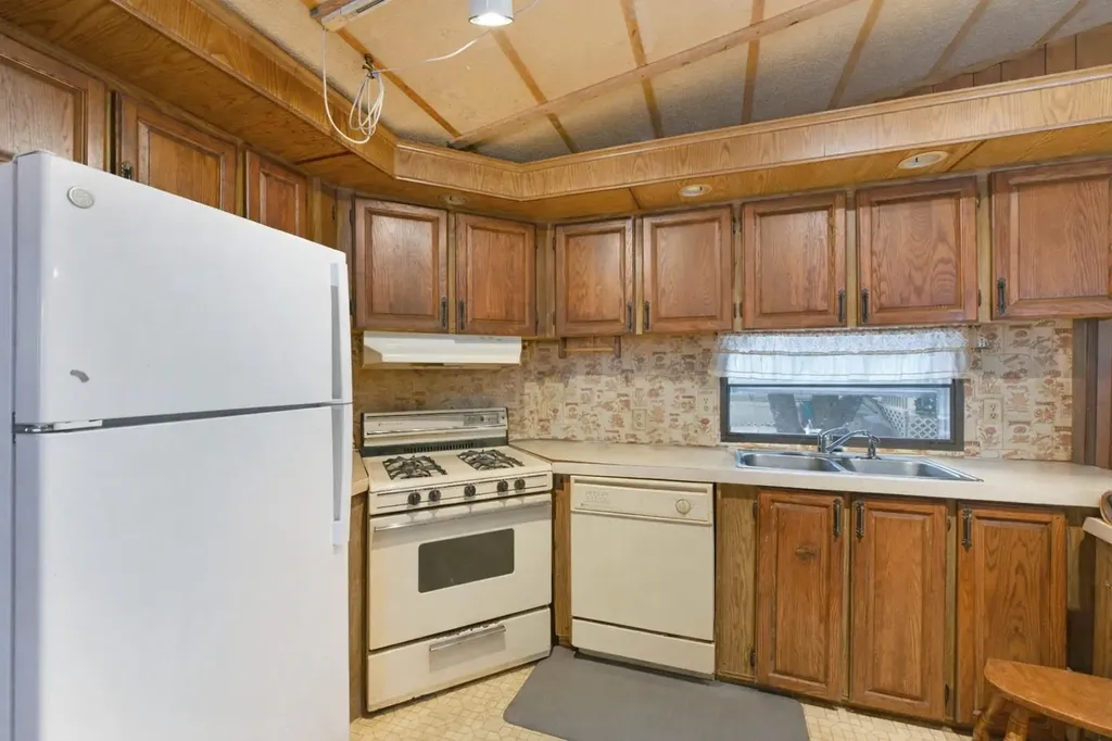 178 Taylor Street Milton VT 05468