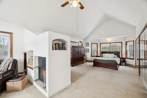 34 Meadowbrook Road Grantham NH 03753