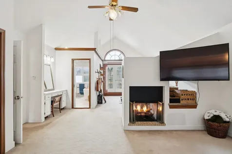 34 Meadowbrook Road Grantham NH 03753