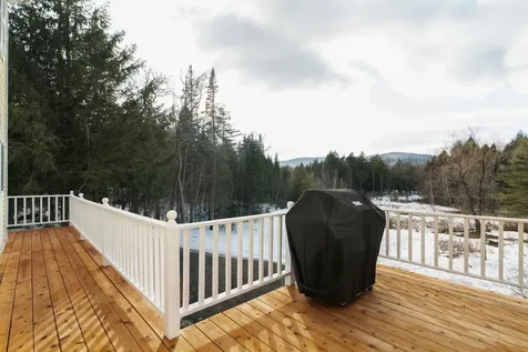 34 Meadowbrook Road Grantham NH 03753