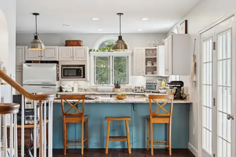 34 Meadowbrook Road Grantham NH 03753