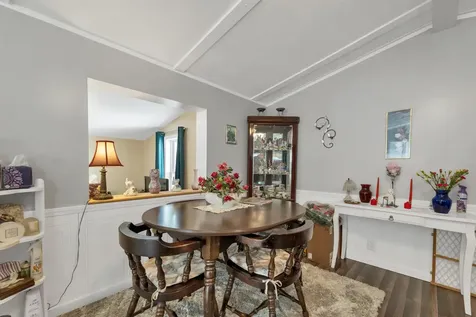 343 Old Lake Shore Road Gilford NH 03249