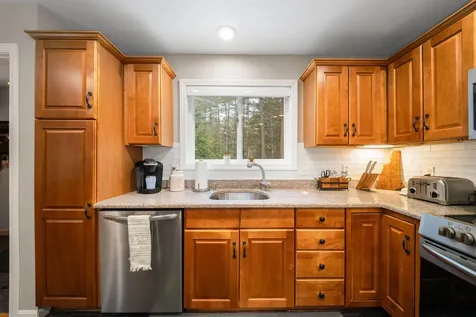 13 Walter Way Conway NH 03860