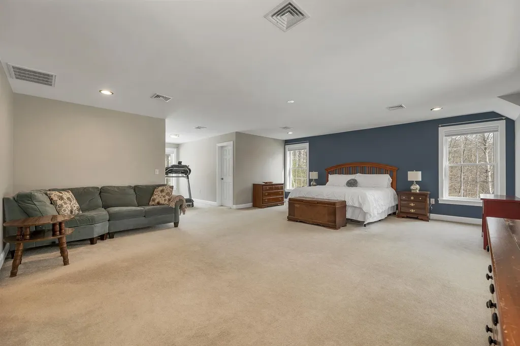 147 Boulder Drive Barrington NH 03825