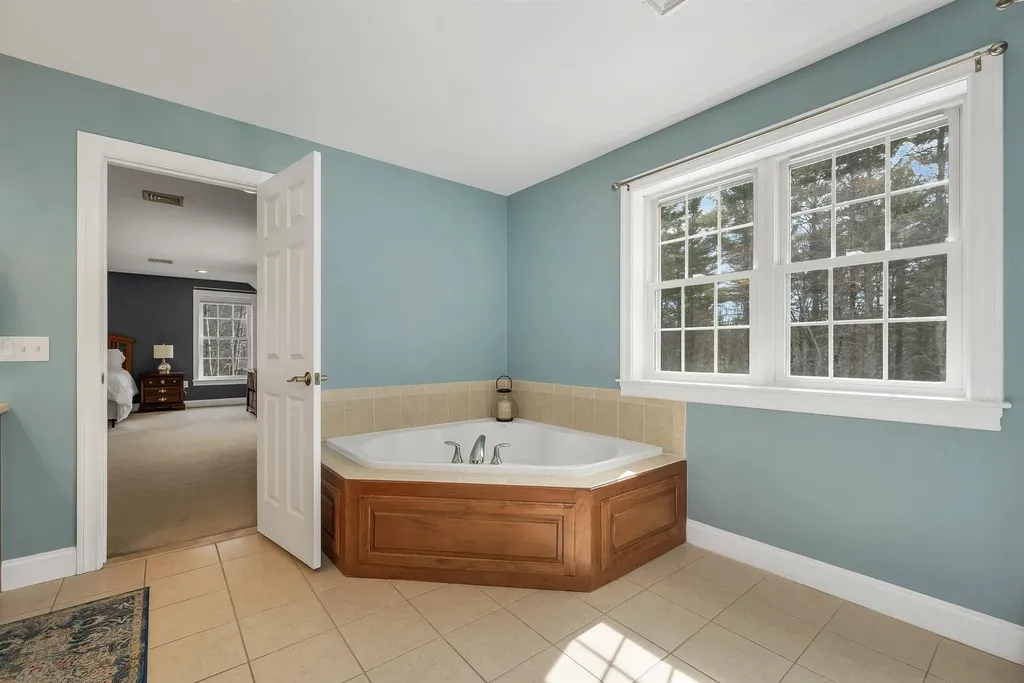 147 Boulder Drive Barrington NH 03825