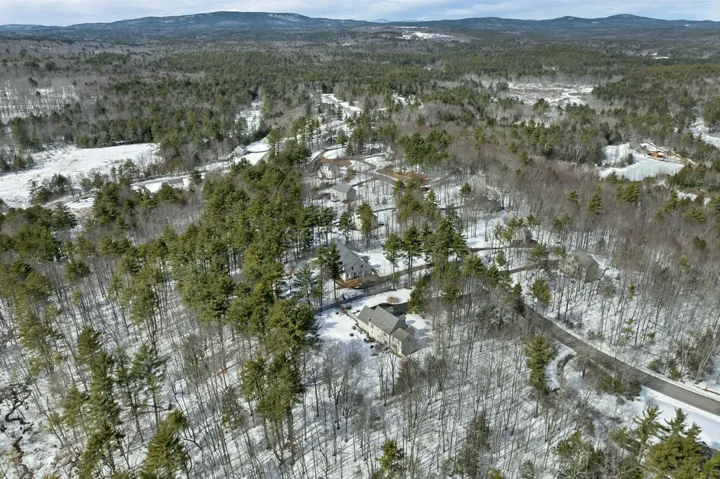 147 Boulder Drive Barrington NH 03825