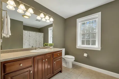 147 Boulder Drive Barrington NH 03825