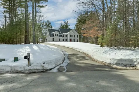 147 Boulder Drive Barrington NH 03825