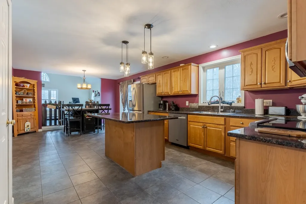 94 Winkley Farm Lane Rochester NH 03867