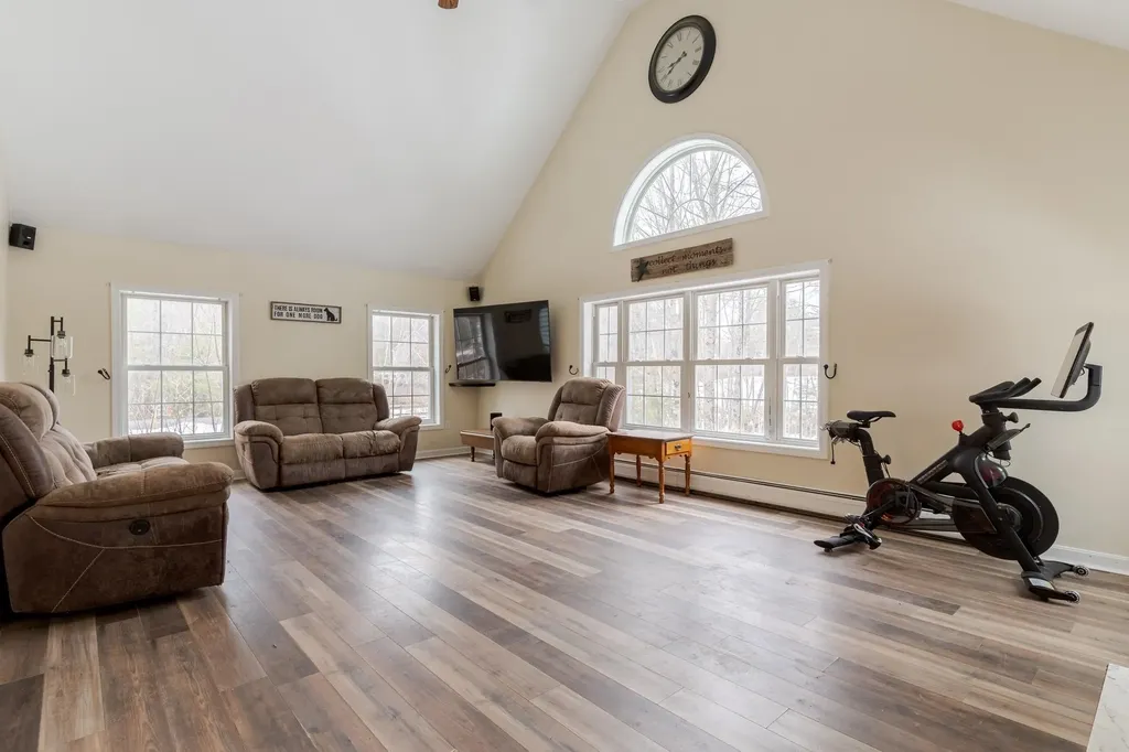 94 Winkley Farm Lane Rochester NH 03867