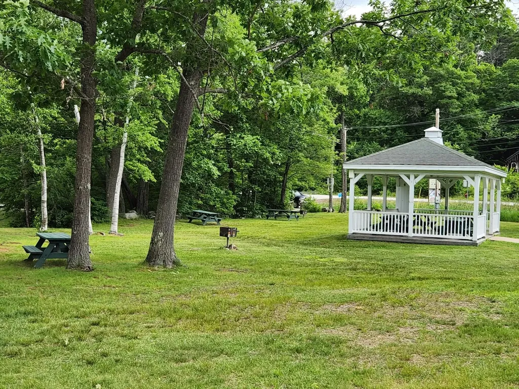 Colonial Circle Harrison ME 04040