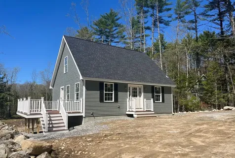 Colonial Circle Harrison ME 04040
