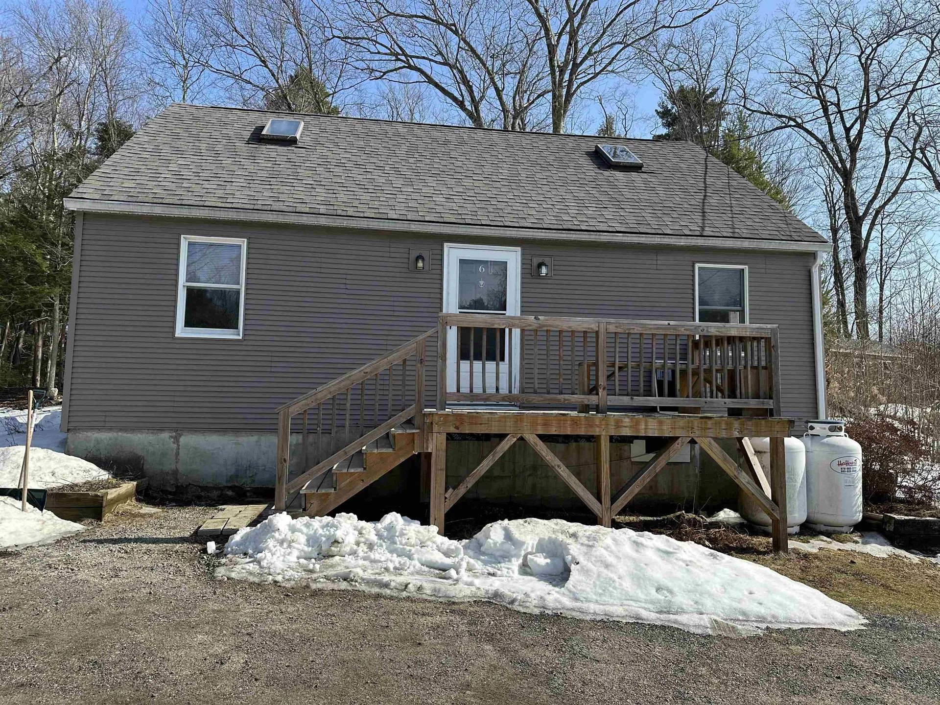 6 Mark Street Jaffrey NH 03452