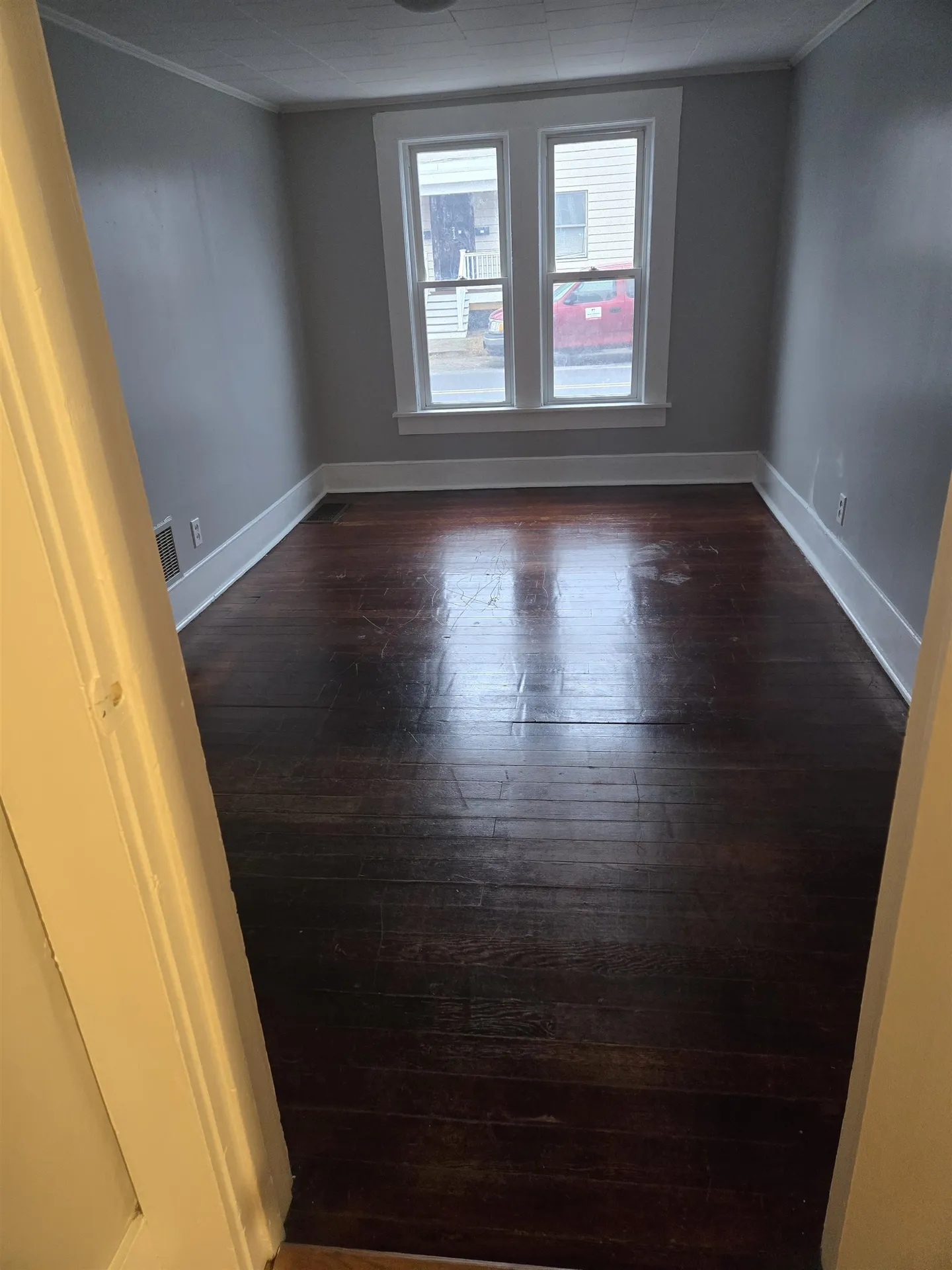 207 Pine Street Nashua NH 03060