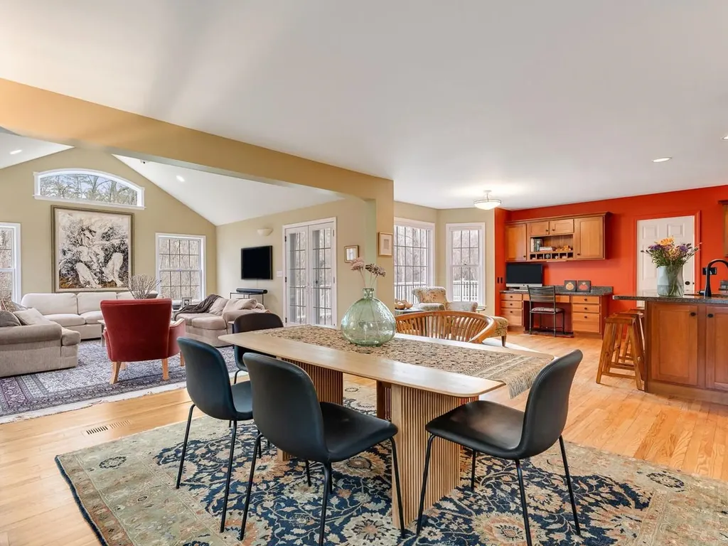 183 Stonegate Lane Shelburne VT 05482