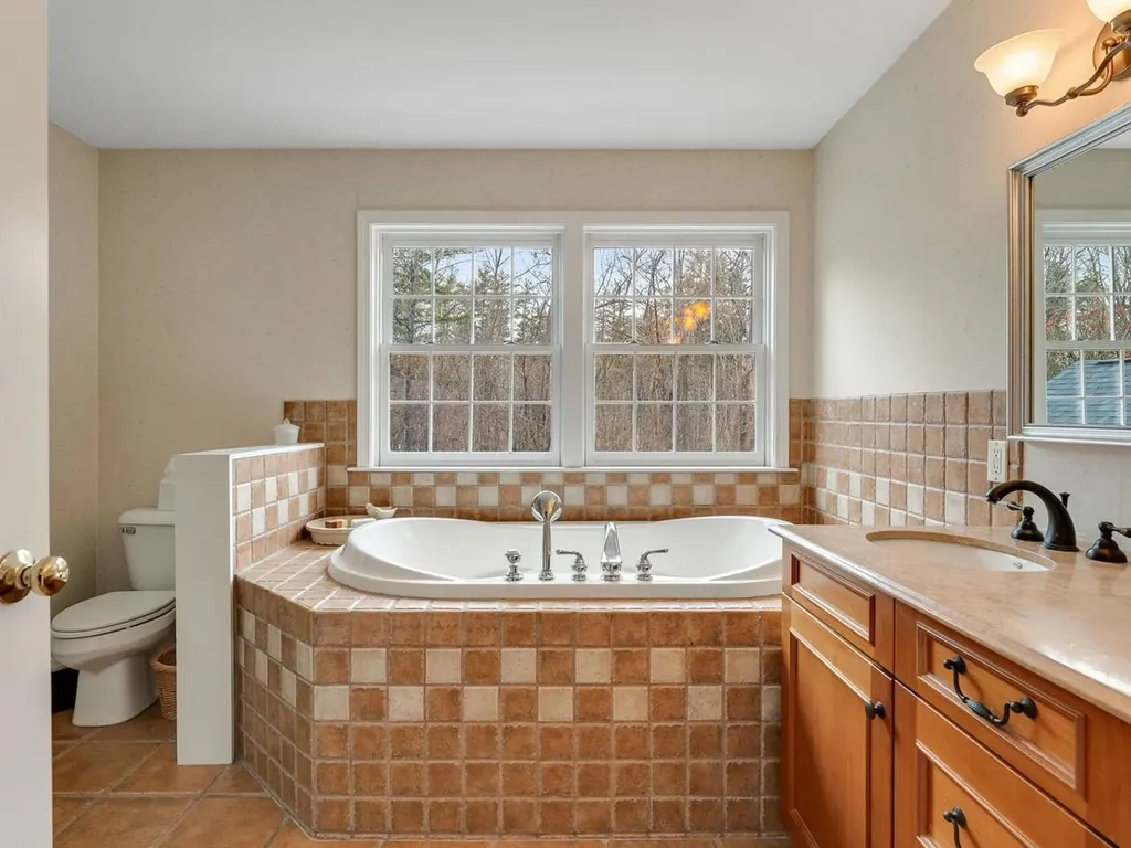 183 Stonegate Lane Shelburne VT 05482