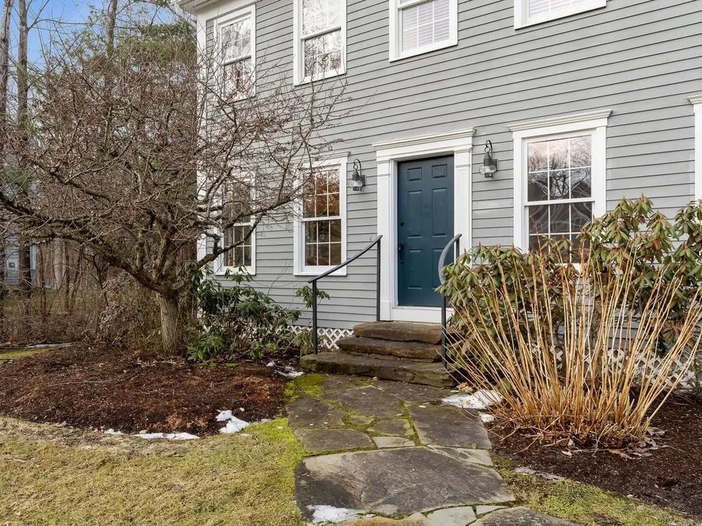 183 Stonegate Lane Shelburne VT 05482
