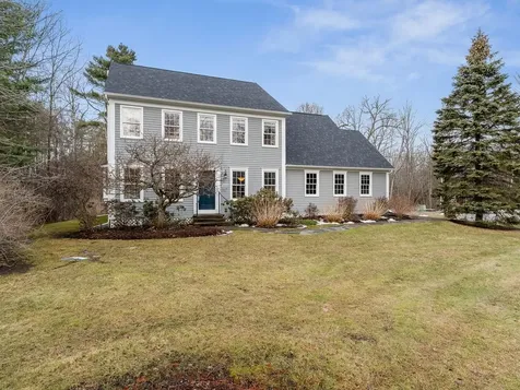 183 Stonegate Lane Shelburne VT 05482