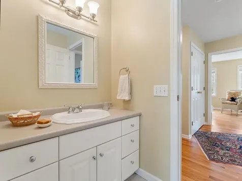 183 Stonegate Lane Shelburne VT 05482