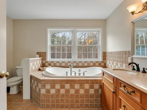 183 Stonegate Lane Shelburne VT 05482