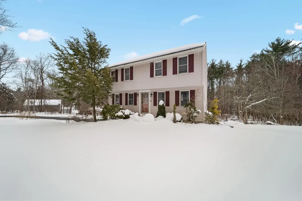 52 Windham Depot Road Derry NH 03038