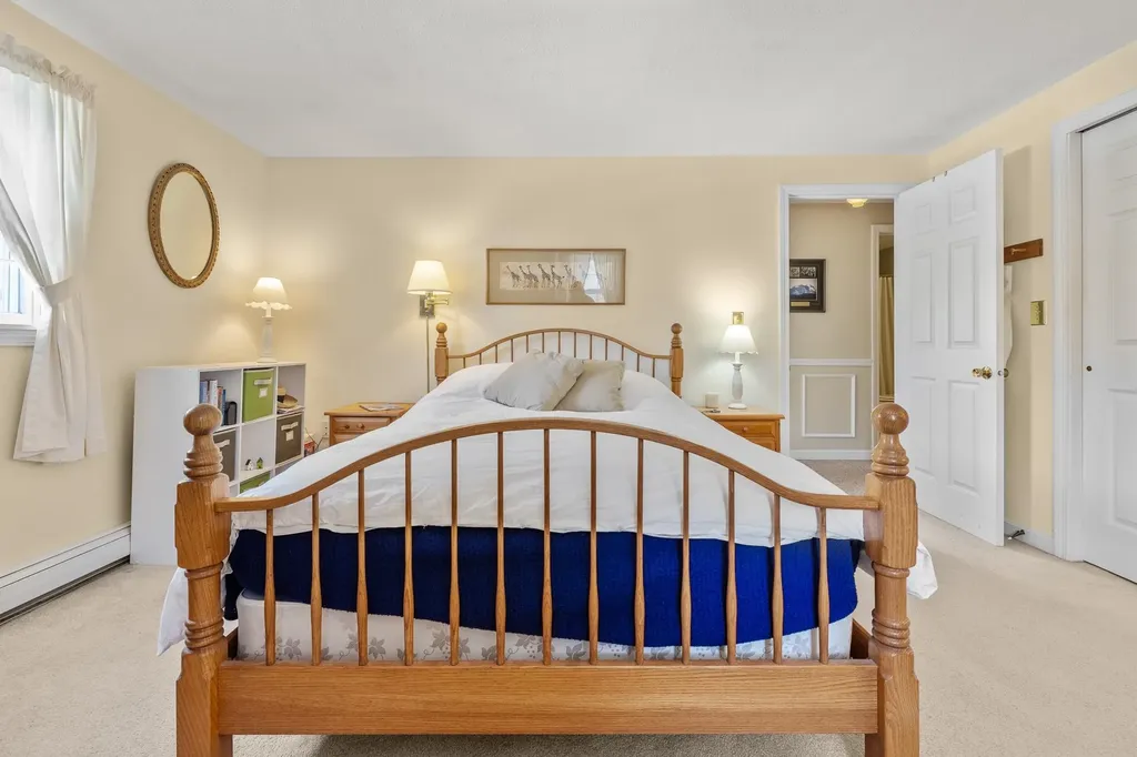 6 Wyeth Farm Circle Lebanon NH 03784