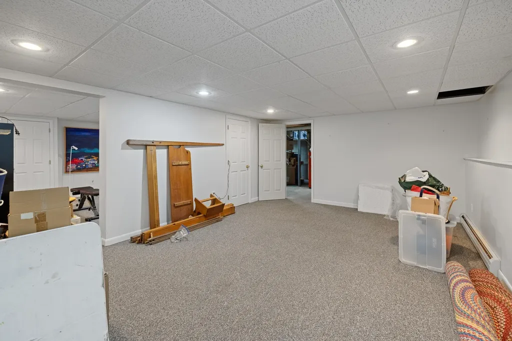 6 Wyeth Farm Circle Lebanon NH 03784