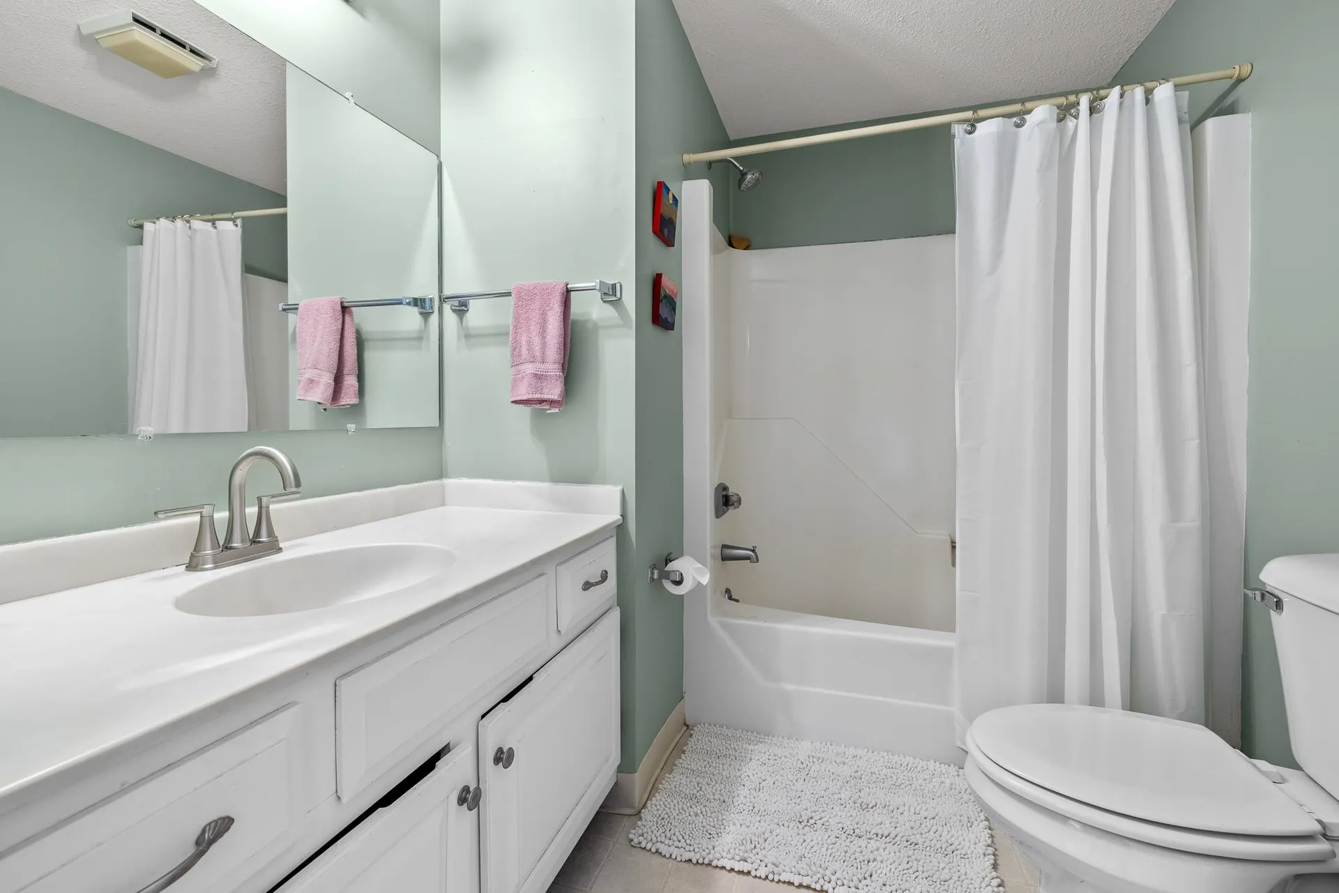 6 Wyeth Farm Circle Lebanon NH 03784