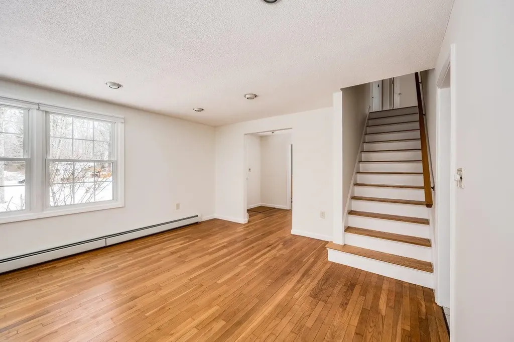 4 Ffrost Drive Durham NH 03824