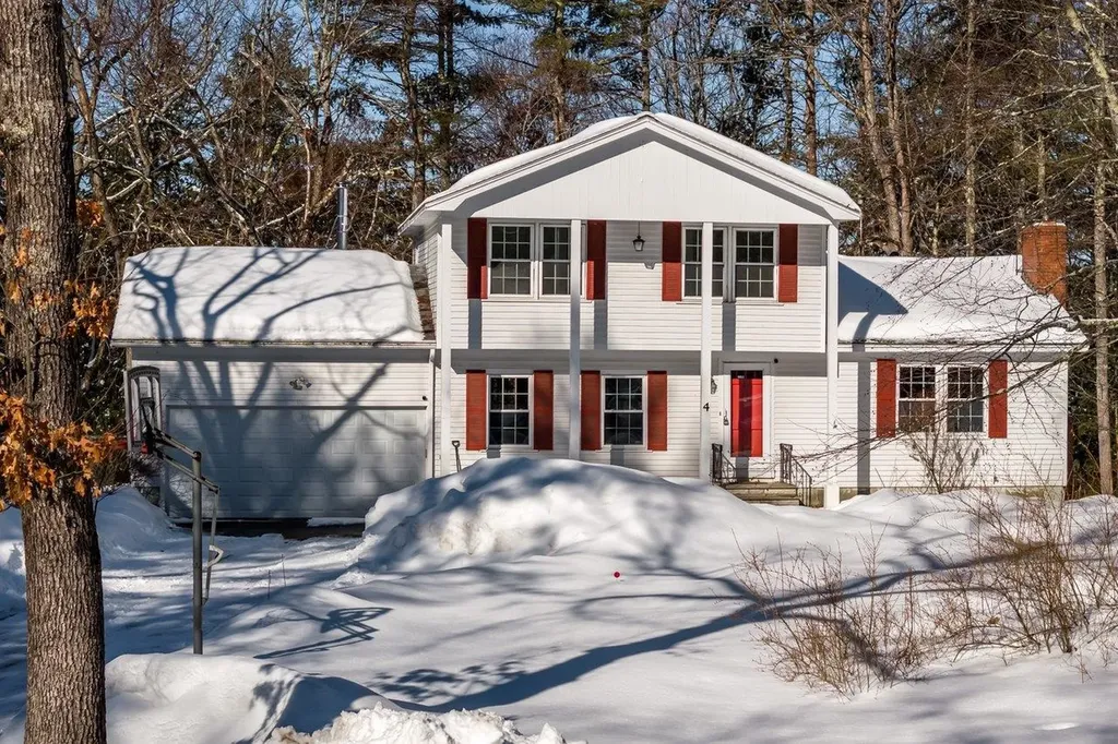4 Ffrost Drive Durham NH 03824