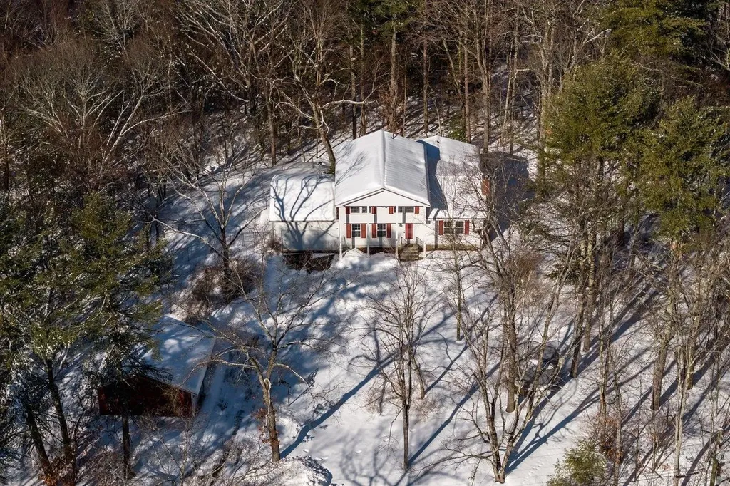 4 Ffrost Drive Durham NH 03824