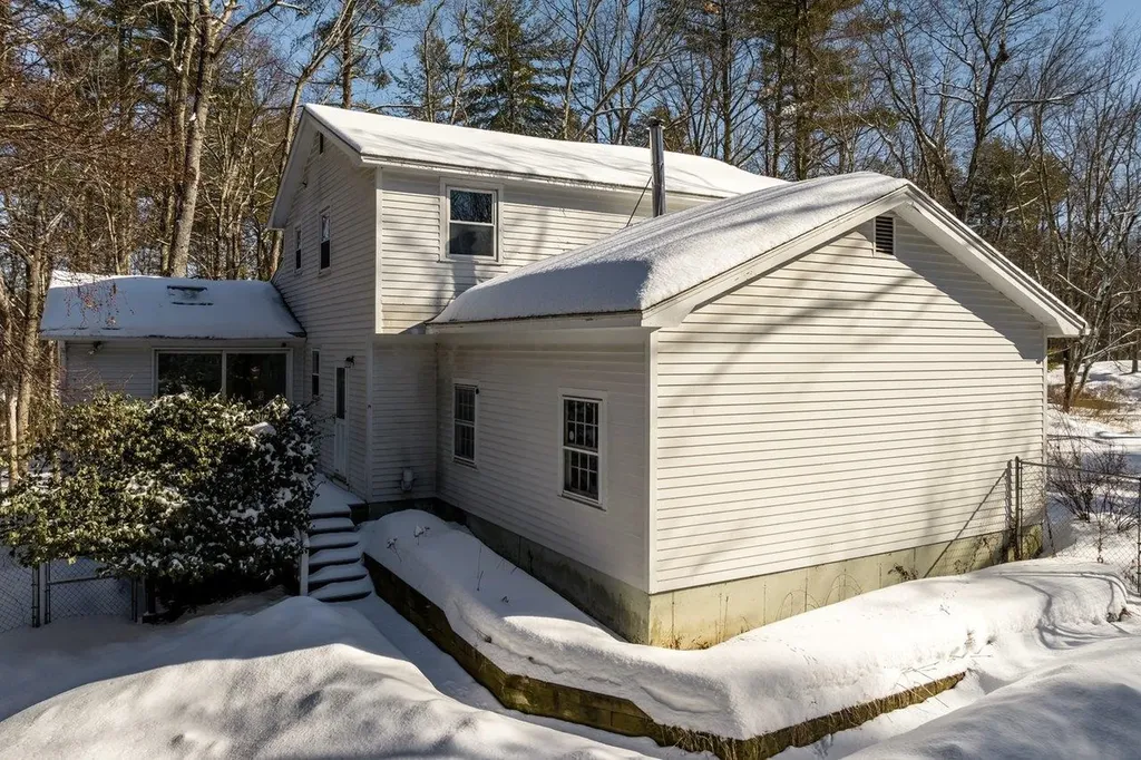 4 Ffrost Drive Durham NH 03824