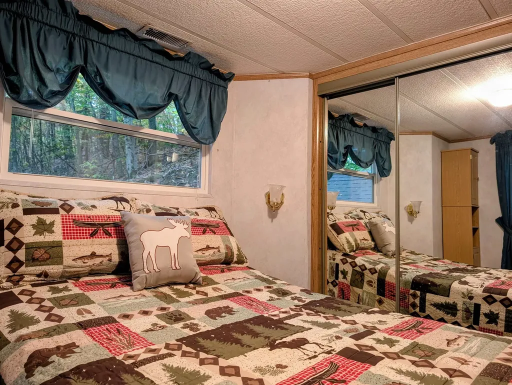 34 Upper Meadows Road Holderness NH 03245