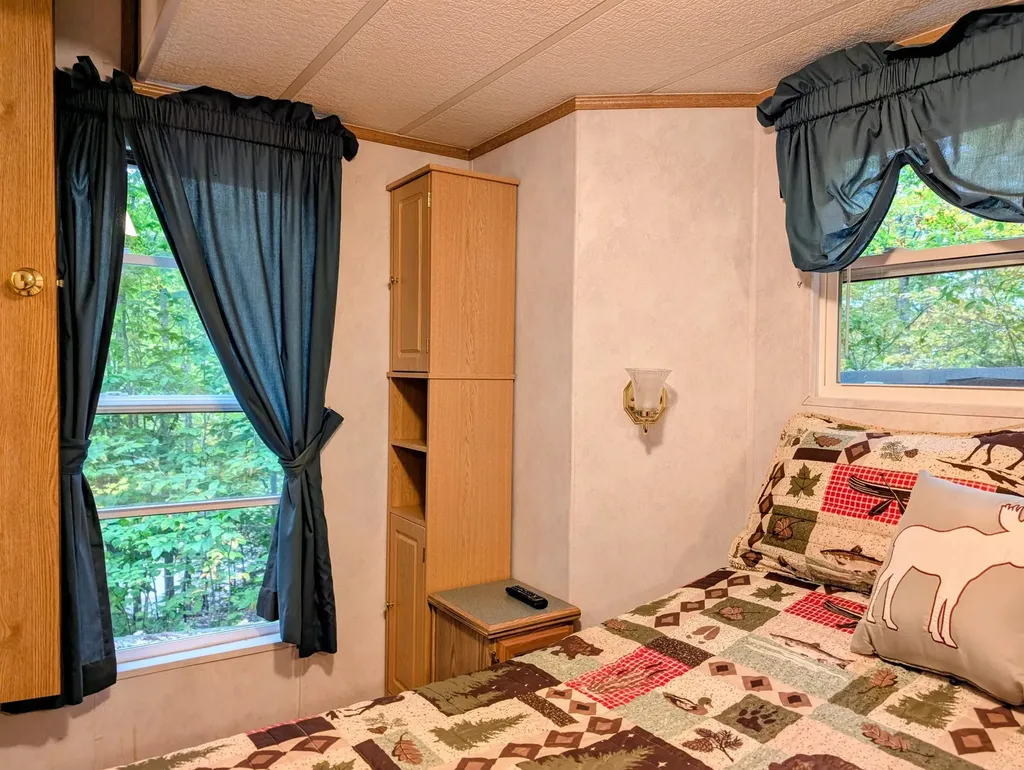 34 Upper Meadows Road Holderness NH 03245