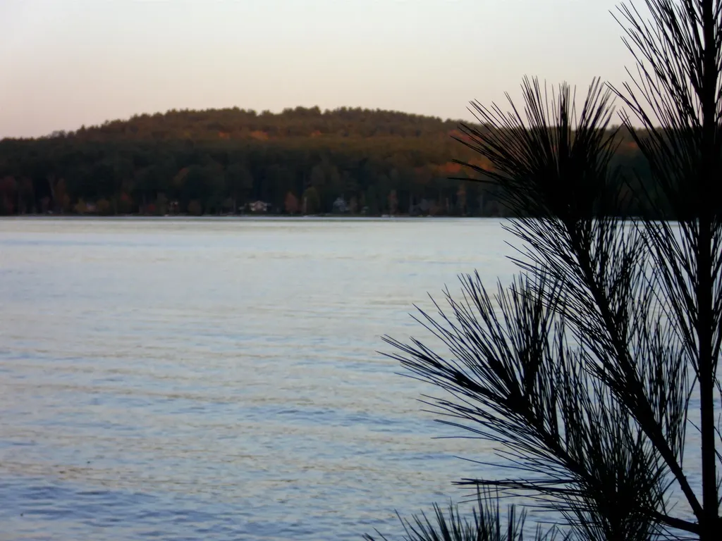 34 Upper Meadows Road Holderness NH 03245