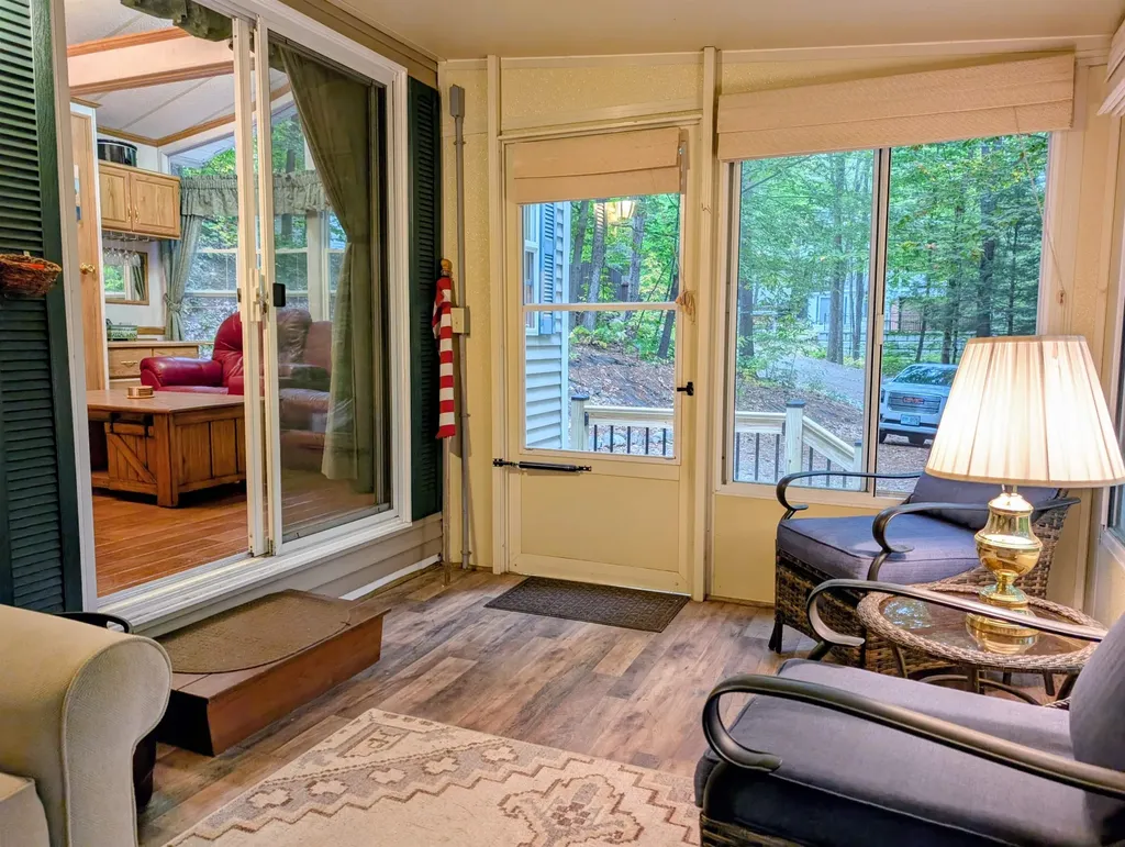 34 Upper Meadows Road Holderness NH 03245