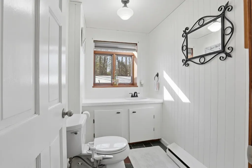 10 Todd Road Nashua NH 03064