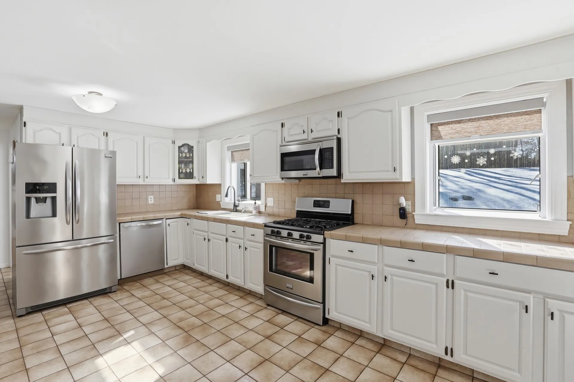 10 Todd Road Nashua NH 03064