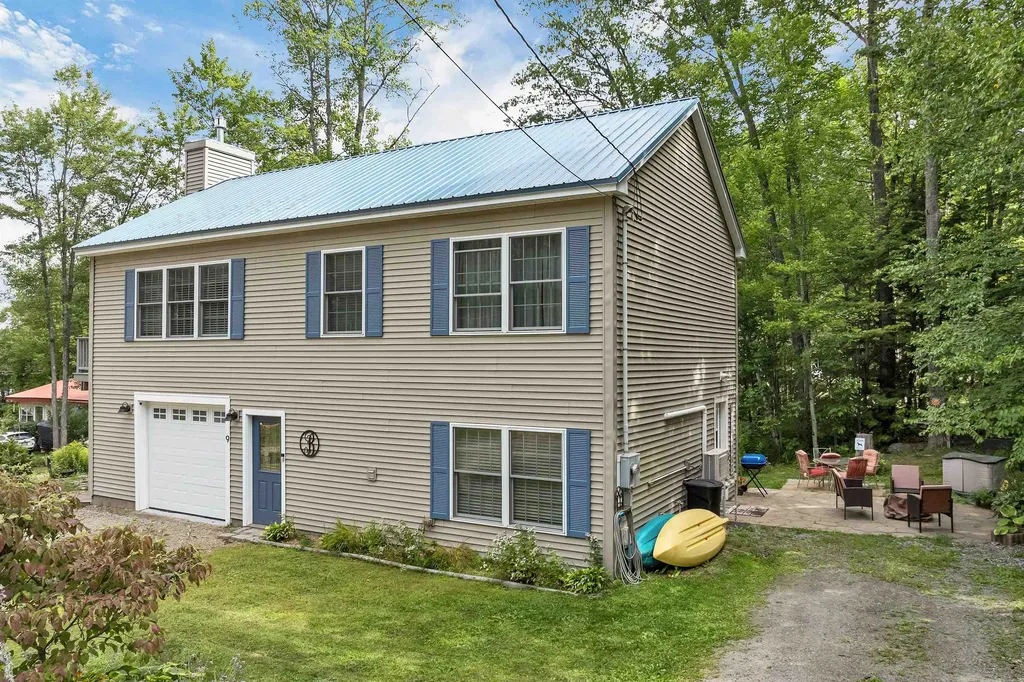 9 Warbonnet Lane Gilmanton NH 03237