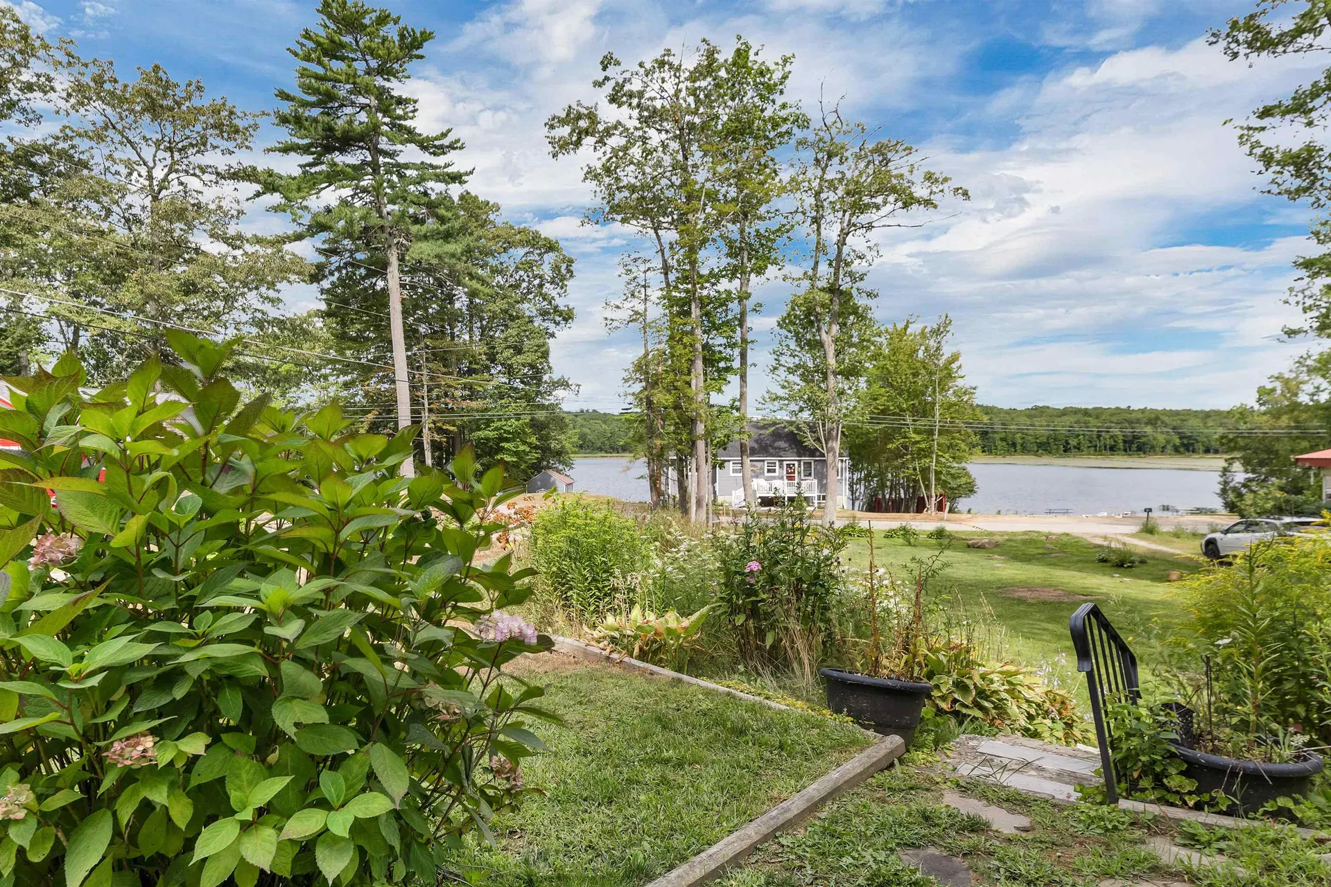 9 Warbonnet Lane Gilmanton NH 03237