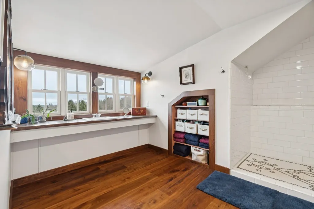 673 Reed Road Vershire VT 05079