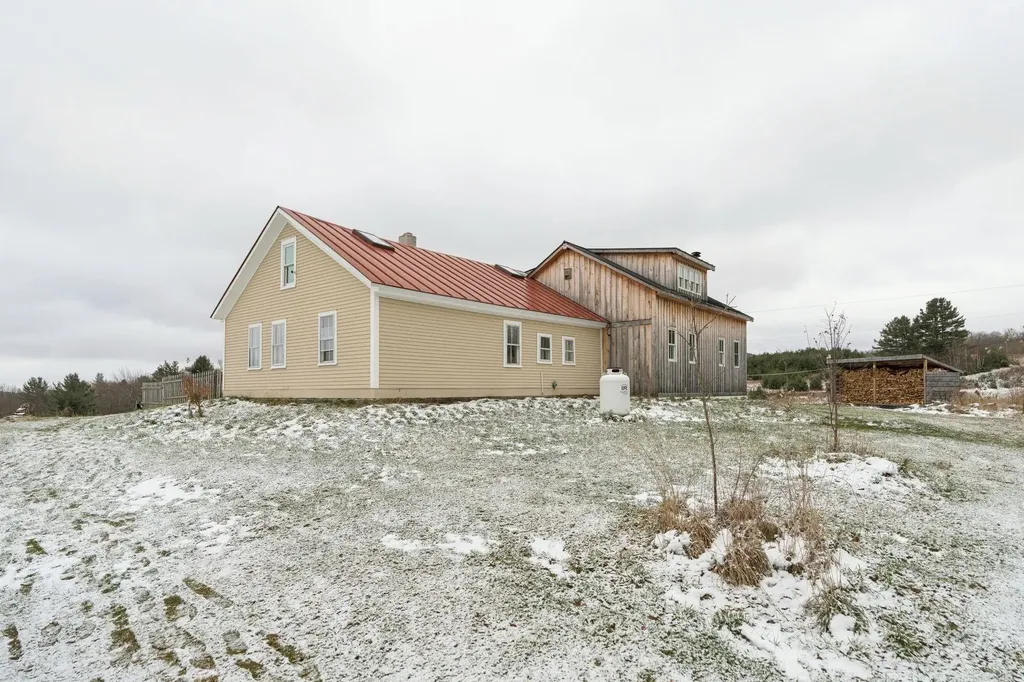 673 Reed Road Vershire VT 05079