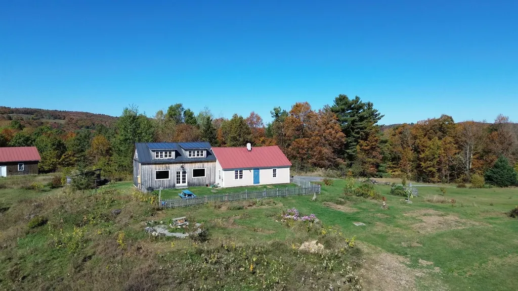 673 Reed Road Vershire VT 05079