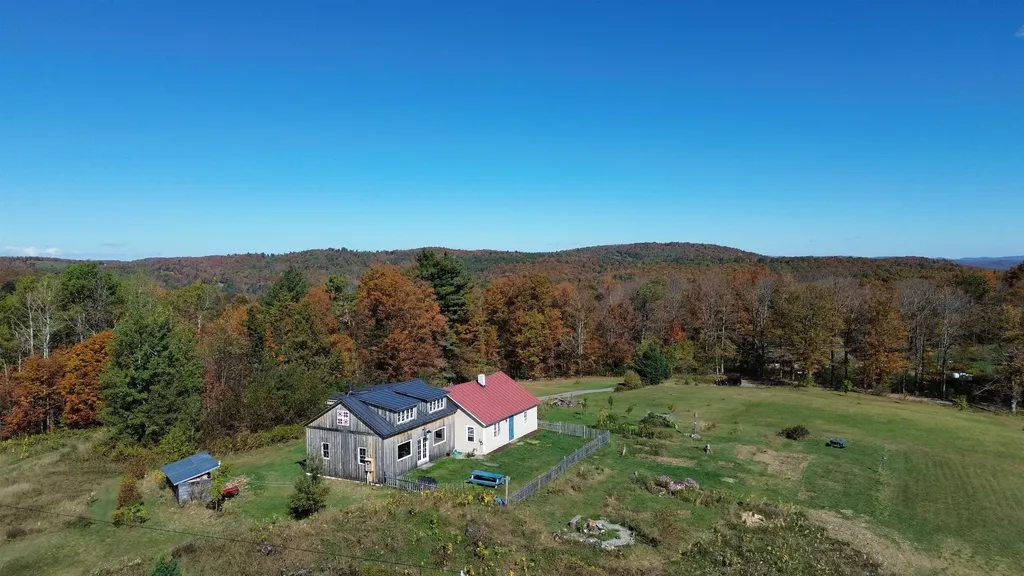 673 Reed Road Vershire VT 05079