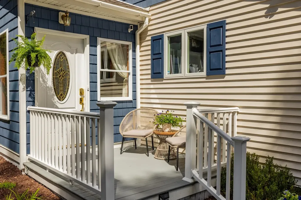 91 Algonquin Road Enfield NH 03748