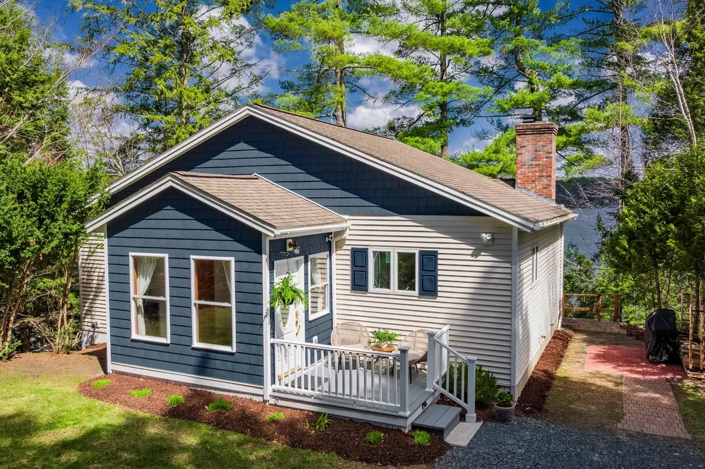 91 Algonquin Road Enfield NH 03748