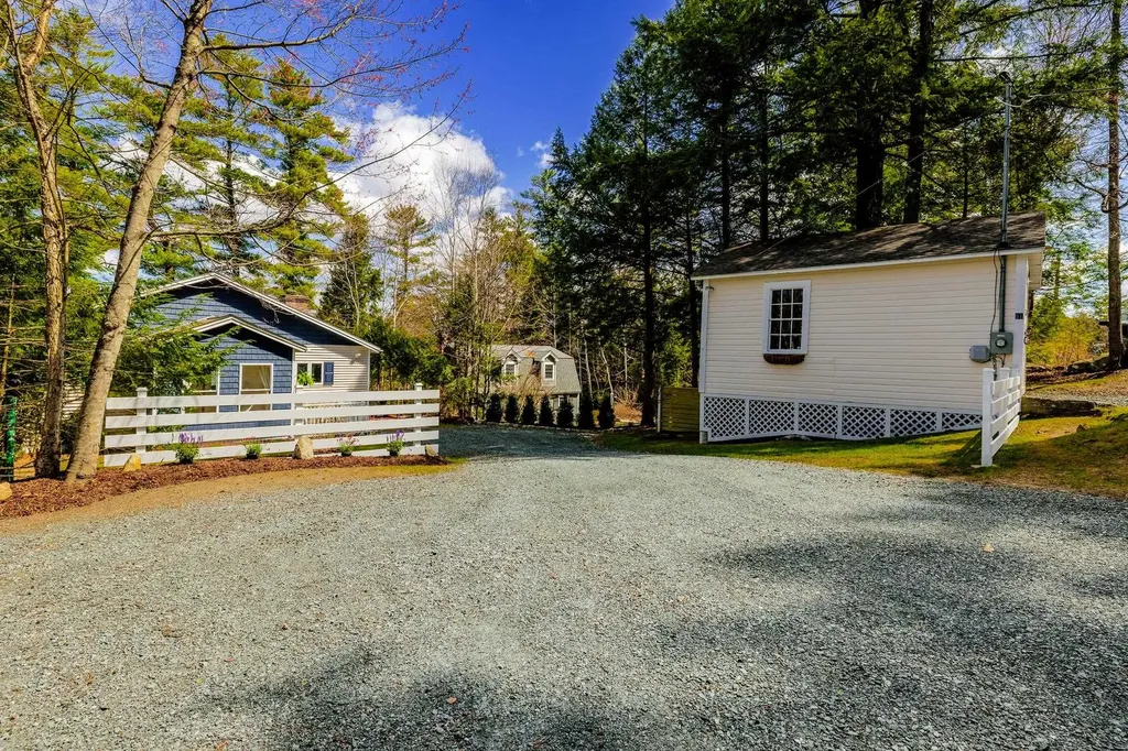 91 Algonquin Road Enfield NH 03748