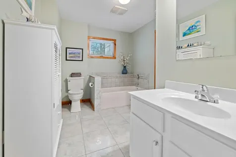 91 Algonquin Road Enfield NH 03748