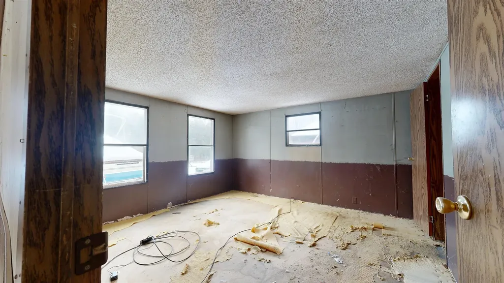 83 Hyde Road Grand Isle VT 05458