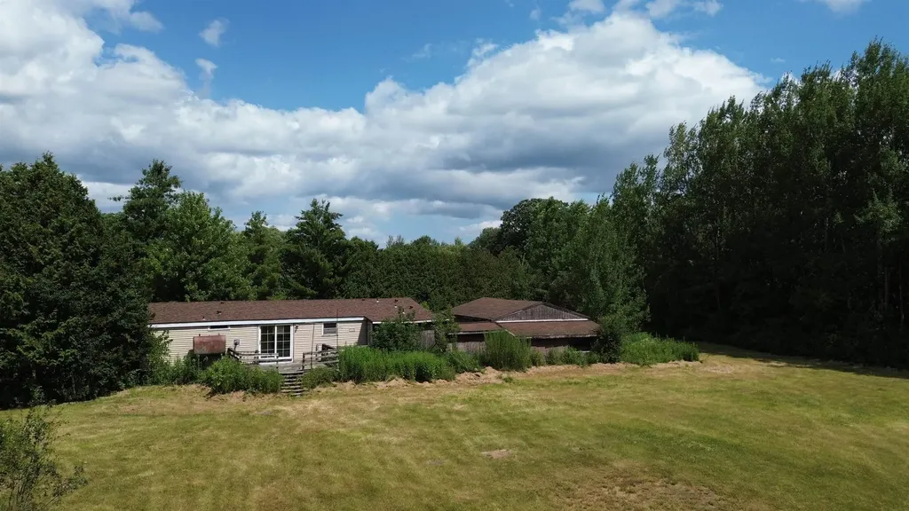 83 Hyde Road Grand Isle VT 05458